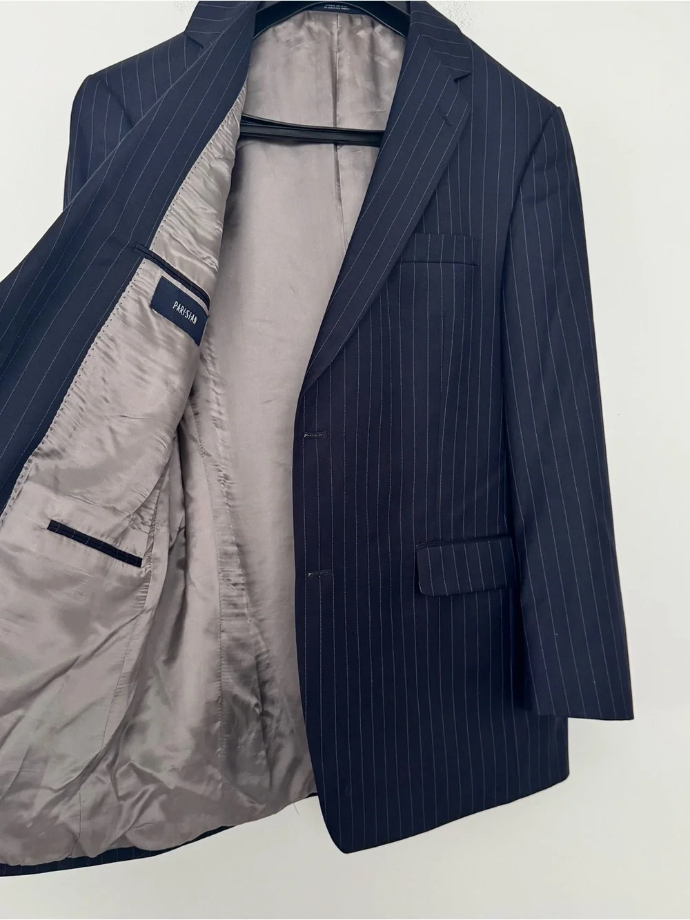 Hart Schaffner Marx 2 pc Suit 44R 40x32 Navy Blue Pinstripe Wool Blazer USA Made